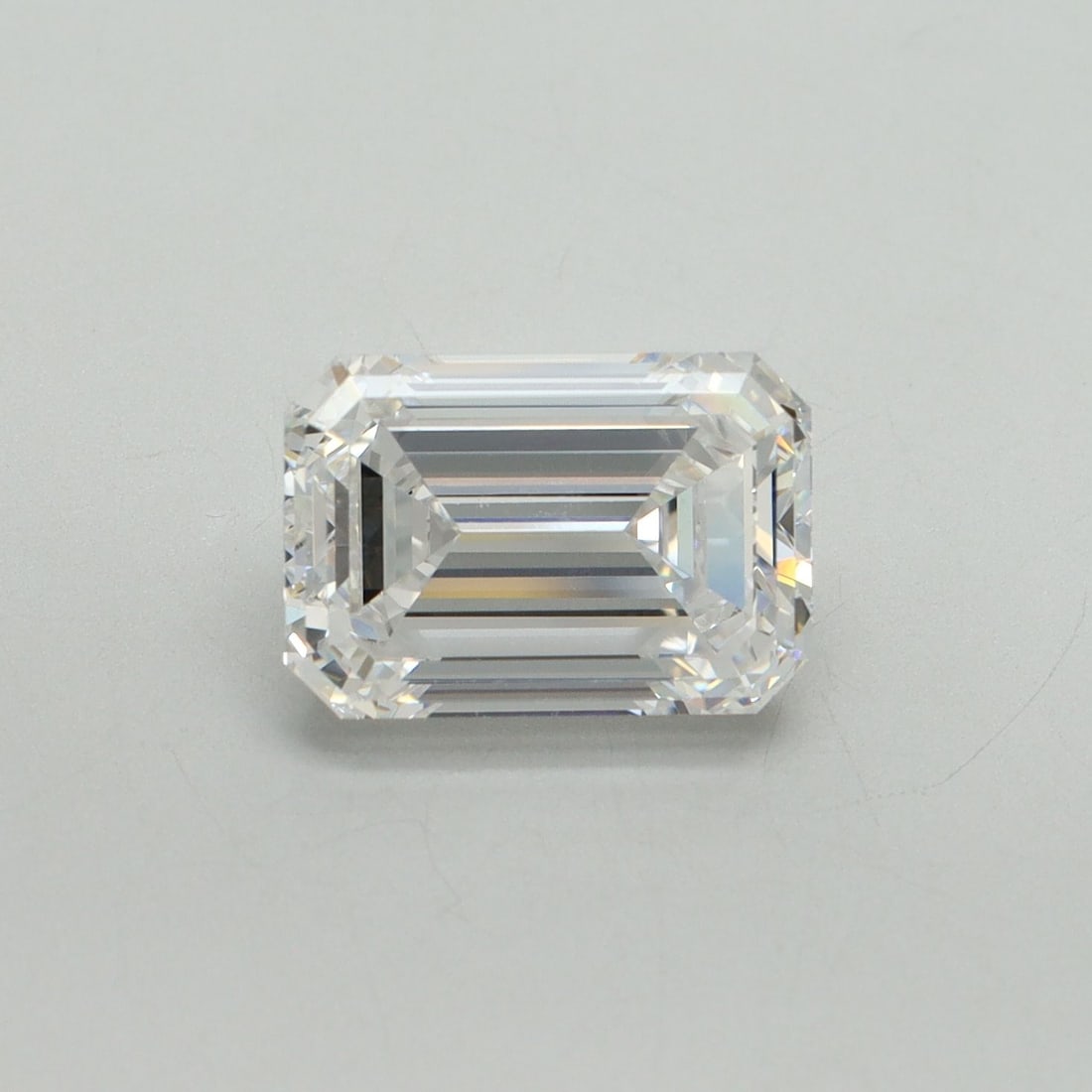 IGI Emerald 3.03ct D VVS1 - Loose Lab Diamond: IGI Emerald 3.03ct D VVS1 - Loose Lab Diamond Item Specifics: Source: This Is A Real Diamond Grown In A Lab Not Mined. Carat: 3.03 Cut: - Color: D Clarity: VVS1 Polish: EX Symmetry: EX Measurements: 9