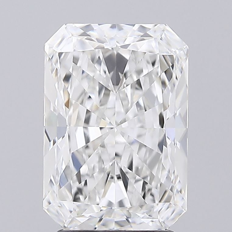 IGI Radiant 2.82ct E VVS2 - Loose Lab Diamond: IGI Radiant 2.82ct E VVS2 - Loose Lab Diamond Item Specifics: Source: This Is A Real Diamond Grown In A Lab Not Mined. Carat: 2.82 Cut: - Color: E Clarity: VVS2 Polish: EX Symmetry: EX Measurements: 9