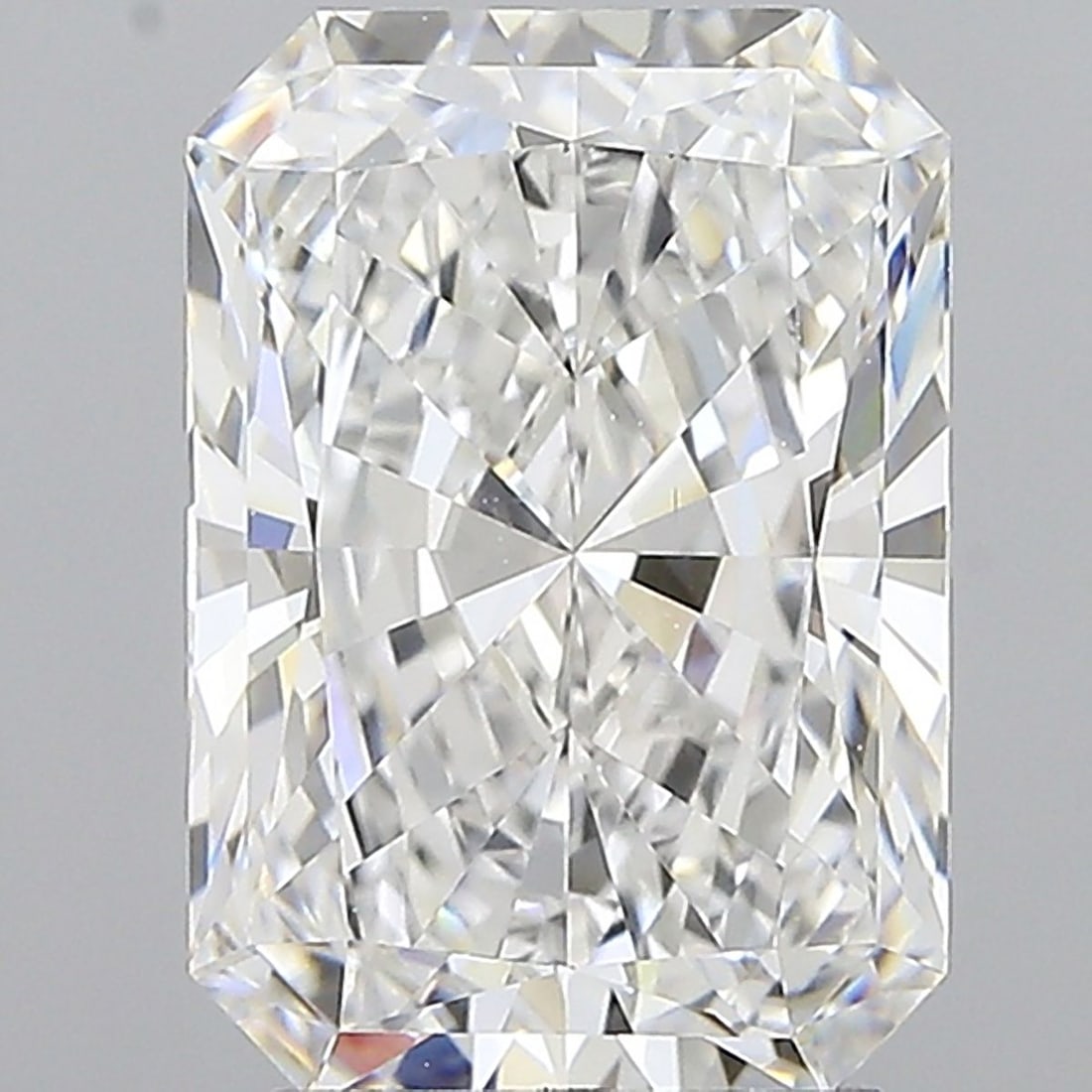 IGI Radiant 3.08ct E IF - Loose Lab Diamond: IGI Radiant 3.08ct E IF - Loose Lab Diamond Item Specifics: Source: This Is A Real Diamond Grown In A Lab Not Mined. Carat: 3.08 Cut: - Color: E Clarity: IF Polish: EX Symmetry: EX Measurements: 10.4L
