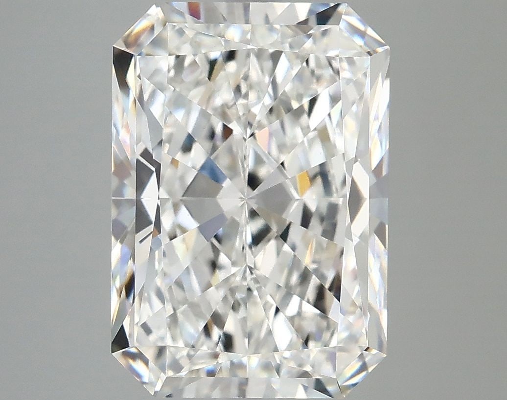 IGI Radiant 5.08ct E VVS2 - Loose Lab Diamond: IGI Radiant 5.08ct E VVS2 - Loose Lab Diamond Item Specifics: Source: This Is A Real Diamond Grown In A Lab Not Mined. Carat: 5.08 Cut: - Color: E Clarity: VVS2 Polish: EX Symmetry: EX Measurements: