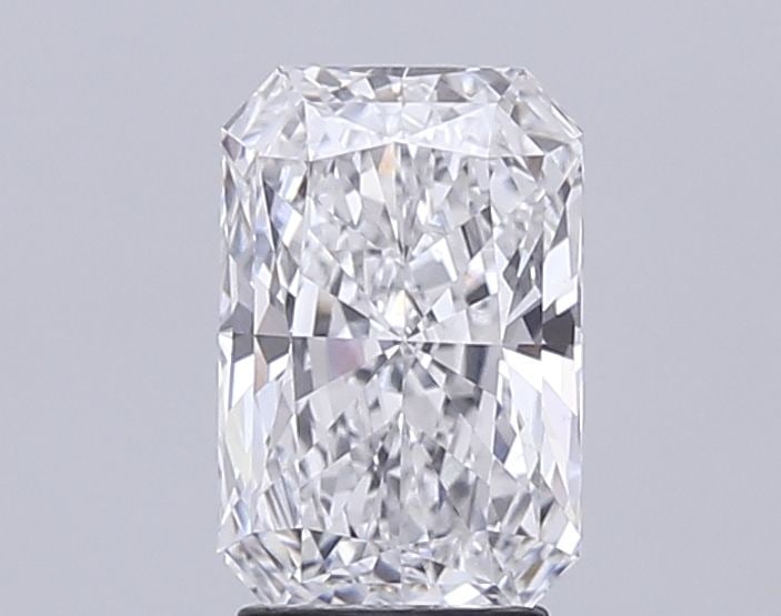 IGI Radiant 3.08ct D VVS2 - Loose Lab Diamond: IGI Radiant 3.08ct D VVS2 - Loose Lab Diamond Item Specifics: Source: This Is A Real Diamond Grown In A Lab Not Mined. Carat: 3.08 Cut: - Color: D Clarity: VVS2 Polish: EX Symmetry: EX Measurements: 1