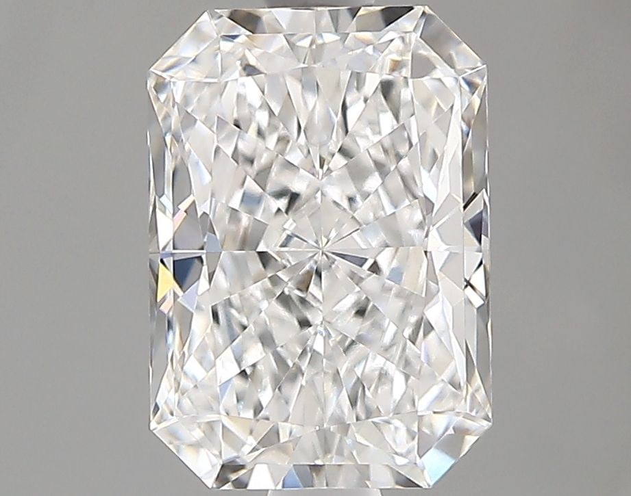 IGI Radiant 1.6ct E VVS2 - Loose Lab Diamond: IGI Radiant 1.6ct E VVS2 - Loose Lab Diamond Item Specifics: Source: This Is A Real Diamond Grown In A Lab Not Mined. Carat: 1.6 Cut: - Color: E Clarity: VVS2 Polish: EX Symmetry: EX Measurements: 8.2