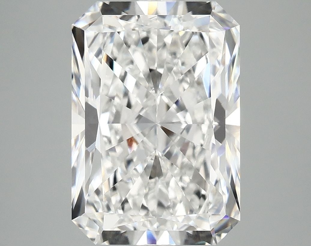 IGI Radiant 4.97ct E VVS2 - Loose Lab Diamond: IGI Radiant 4.97ct E VVS2 - Loose Lab Diamond Item Specifics: Source: This Is A Real Diamond Grown In A Lab Not Mined. Carat: 4.97 Cut: - Color: E Clarity: VVS2 Polish: EX Symmetry: EX Measurements: