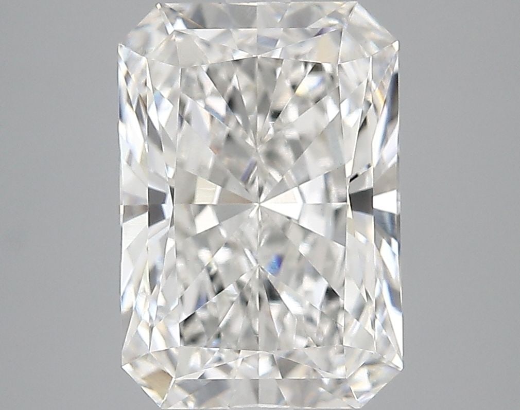 IGI Radiant 4.0ct E VVS2 - Loose Lab Diamond: IGI Radiant 4.0ct E VVS2 - Loose Lab Diamond Item Specifics: Source: This Is A Real Diamond Grown In A Lab Not Mined. Carat: 4.0 Cut: - Color: E Clarity: VVS2 Polish: EX Symmetry: EX Measurements: 11.