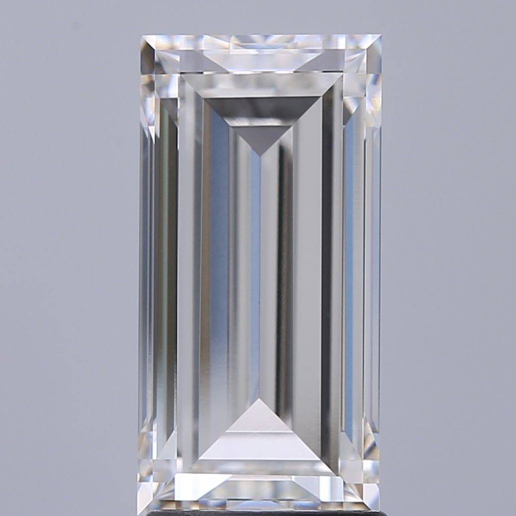 IGI Baguette 2.71ct E VVS2 - Loose Lab Diamond: IGI Baguette 2.71ct E VVS2 - Loose Lab Diamond Item Specifics: Source: This Is A Real Diamond Grown In A Lab Not Mined. Carat: 2.71 Cut: - Color: E Clarity: VVS2 Polish: EX Symmetry: EX Measurements: 