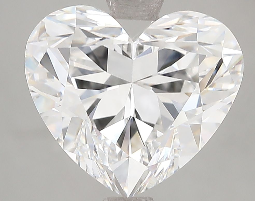 IGI Heart 5.03ct E VVS1 - Loose Lab Diamond: IGI Heart 5.03ct E VVS1 - Loose Lab Diamond Item Specifics: Source: This Is A Real Diamond Grown In A Lab Not Mined. Carat: 5.03 Cut: - Color: E Clarity: VVS1 Polish: EX Symmetry: EX Measurements: 10.