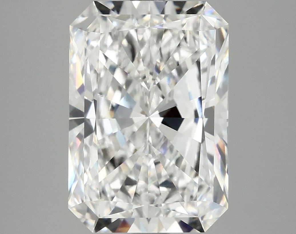 IGI Radiant 5.08ct E VVS2 - Loose Lab Diamond: IGI Radiant 5.08ct E VVS2 - Loose Lab Diamond Item Specifics: Source: This Is A Real Diamond Grown In A Lab Not Mined. Carat: 5.08 Cut: - Color: E Clarity: VVS2 Polish: EX Symmetry: EX Measurements: 1