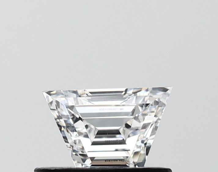 IGI Trapezoid 0.54ct D VVS1 - Loose Lab Diamond: IGI Trapezoid 0.54ct D VVS1 - Loose Lab Diamond Item Specifics: Source: This Is A Real Diamond Grown In A Lab Not Mined. Carat: 0.54 Cut: - Color: D Clarity: VVS1 Polish: EX Symmetry: EX Measurements: