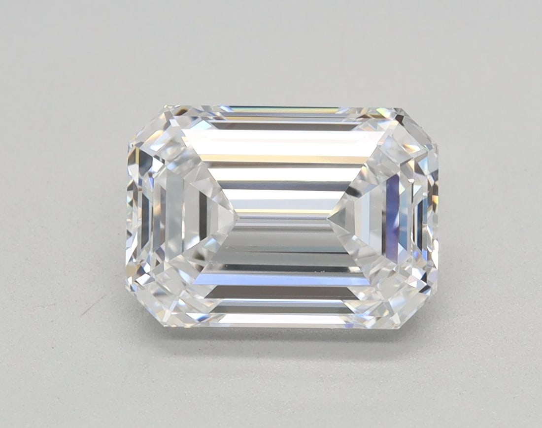 GIA Emerald 1.96ct D VVS2 - Loose Lab Diamond: GIA Emerald 1.96ct D VVS2 - Loose Lab Diamond Item Specifics: Source: This Is A Real Diamond Grown In A Lab Not Mined. Carat: 1.96 Cut: - Color: D Clarity: VVS2 Polish: EX Symmetry: EX Measurements: 8