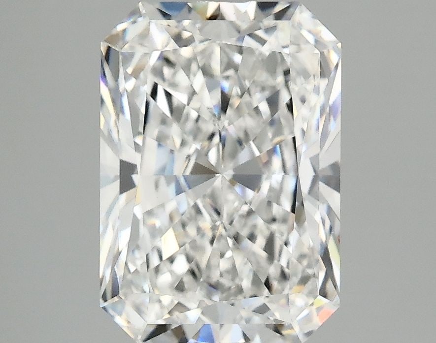 IGI Radiant 3.09ct E VVS2 - Loose Lab Diamond: IGI Radiant 3.09ct E VVS2 - Loose Lab Diamond Item Specifics: Source: This Is A Real Diamond Grown In A Lab Not Mined. Carat: 3.09 Cut: - Color: E Clarity: VVS2 Polish: EX Symmetry: EX Measurements: 1