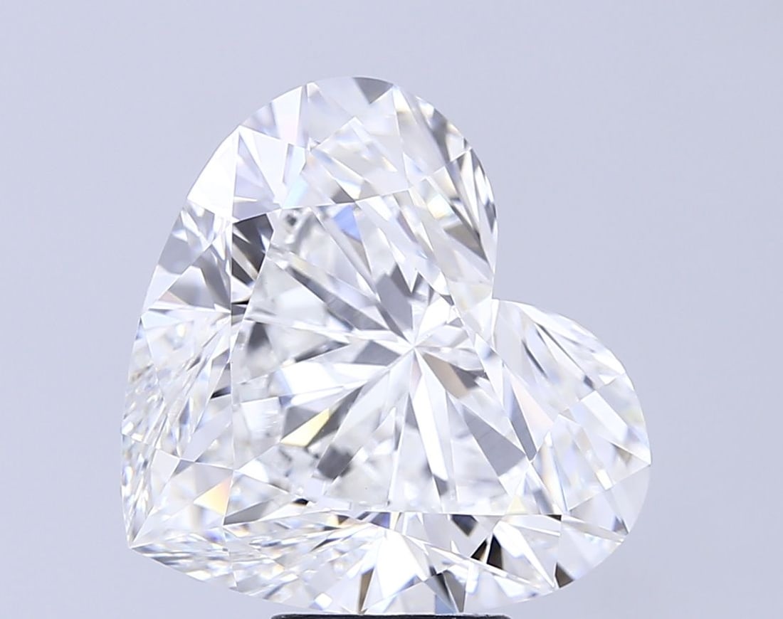 IGI Heart 8.99ct E VVS2 - Loose Lab Diamond: IGI Heart 8.99ct E VVS2 - Loose Lab Diamond Item Specifics: Source: This Is A Real Diamond Grown In A Lab Not Mined. Carat: 8.99 Cut: - Color: E Clarity: VVS2 Polish: EX Symmetry: EX Measurements: 12.