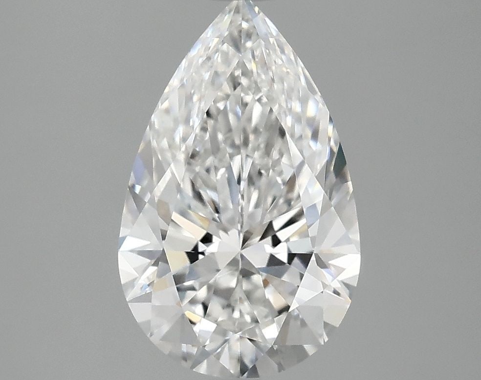 IGI Pear 2.1ct E VVS2 - Loose Lab Diamond: IGI Pear 2.1ct E VVS2 - Loose Lab Diamond Item Specifics: Source: This Is A Real Diamond Grown In A Lab Not Mined. Carat: 2.1 Cut: - Color: E Clarity: VVS2 Polish: EX Symmetry: EX Measurements: 11.41L