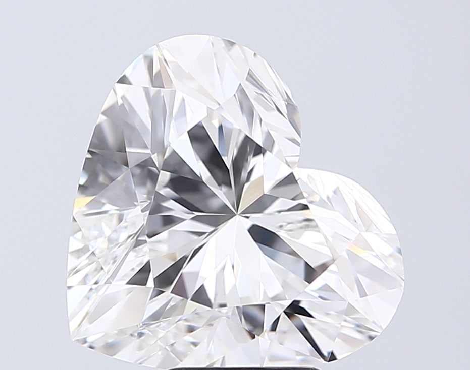 IGI Heart 6.09ct E VVS2 - Loose Lab Diamond: IGI Heart 6.09ct E VVS2 - Loose Lab Diamond Item Specifics: Source: This Is A Real Diamond Grown In A Lab Not Mined. Carat: 6.09 Cut: - Color: E Clarity: VVS2 Polish: EX Symmetry: EX Measurements: 11.