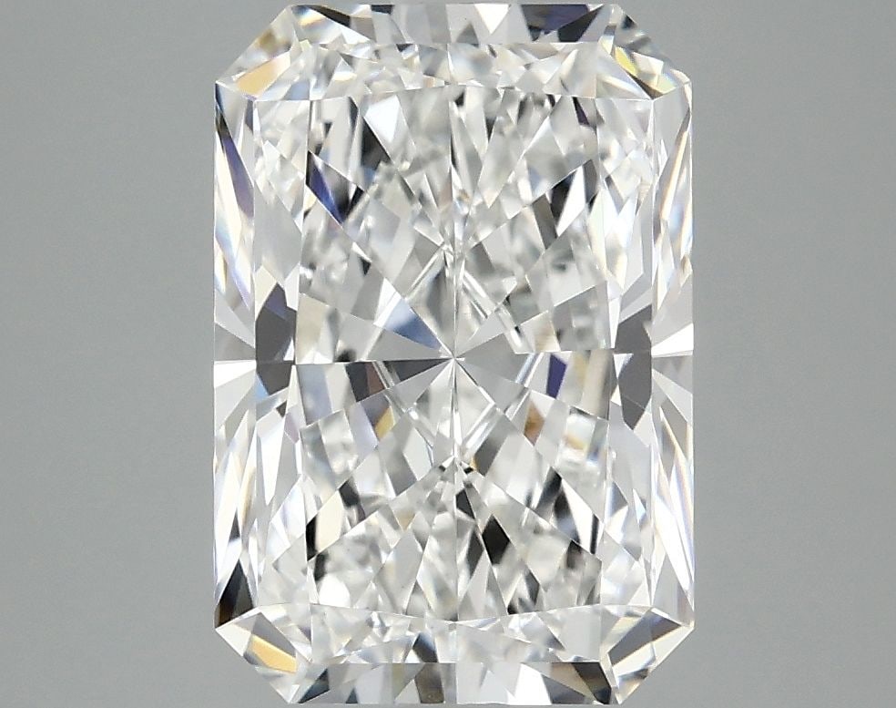 IGI Radiant 4.1ct E VVS2 - Loose Lab Diamond: IGI Radiant 4.1ct E VVS2 - Loose Lab Diamond Item Specifics: Source: This Is A Real Diamond Grown In A Lab Not Mined. Carat: 4.1 Cut: - Color: E Clarity: VVS2 Polish: EX Symmetry: EX Measurements: 11.
