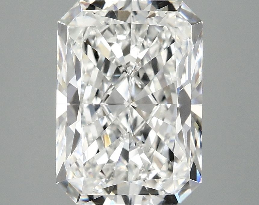 IGI Radiant 3.1ct E VVS2 - Loose Lab Diamond: IGI Radiant 3.1ct E VVS2 - Loose Lab Diamond Item Specifics: Source: This Is A Real Diamond Grown In A Lab Not Mined. Carat: 3.1 Cut: - Color: E Clarity: VVS2 Polish: EX Symmetry: EX Measurements: 10.