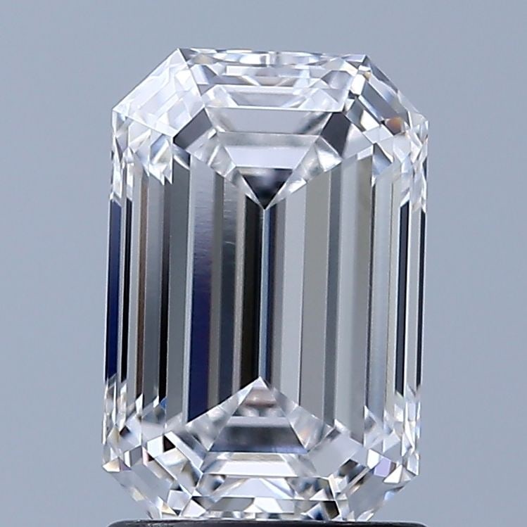 IGI Emerald 1.6ct D VVS1 - Loose Lab Diamond: IGI Emerald 1.6ct D VVS1 - Loose Lab Diamond Item Specifics: Source: This Is A Real Diamond Grown In A Lab Not Mined. Carat: 1.6 Cut: - Color: D Clarity: VVS1 Polish: EX Symmetry: VG Measurements: 8.3