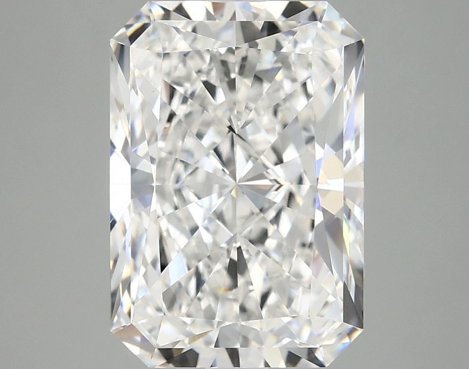 IGI Radiant 4.04ct D VVS2 - Loose Lab Diamond: IGI Radiant 4.04ct D VVS2 - Loose Lab Diamond Item Specifics: Source: This Is A Real Diamond Grown In A Lab Not Mined. Carat: 4.04 Cut: - Color: D Clarity: VVS2 Polish: EX Symmetry: EX Measurements: 1