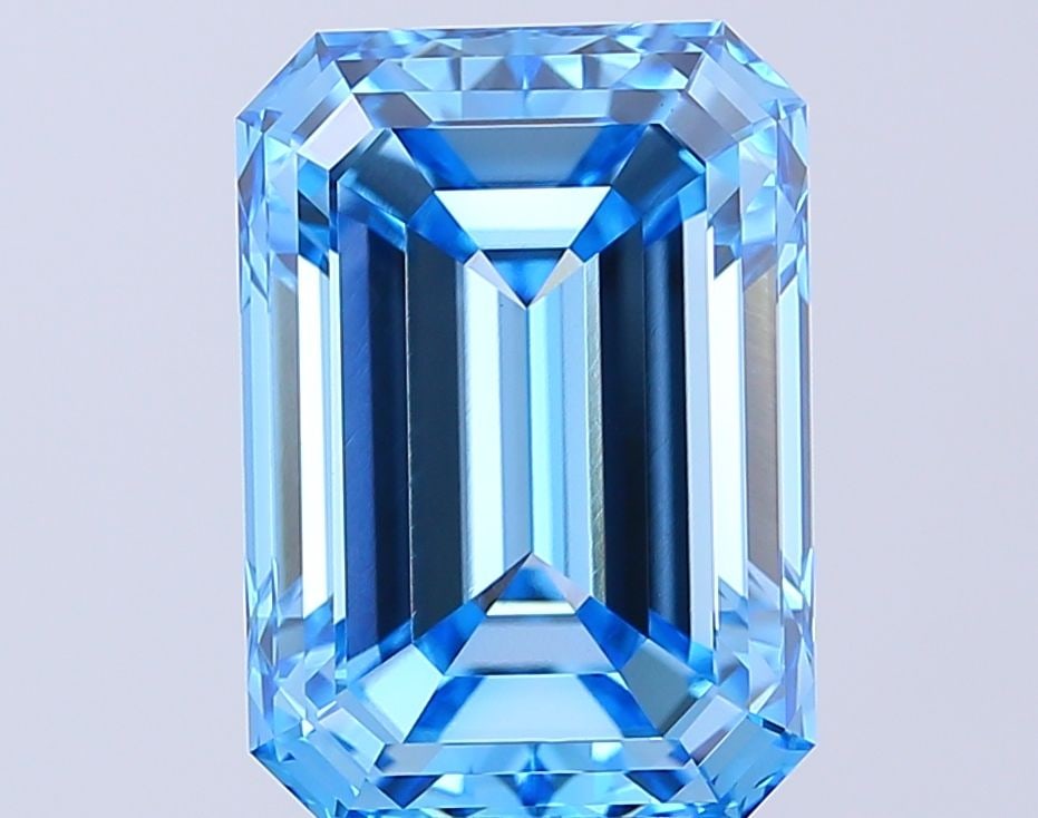 IGI Emerald 7.08ct Fancy Vivid Blue VVS2 - Loose Lab Diamond: IGI Emerald 7.08ct Fancy Vivid Blue VVS2 - Loose Lab Diamond Item Specifics: Source: This Is A Real Diamond Grown In A Lab Not Mined. Carat: 7.08 Cut: - Color: Fancy Vivid Blue Clarity: VVS2 Polish: E