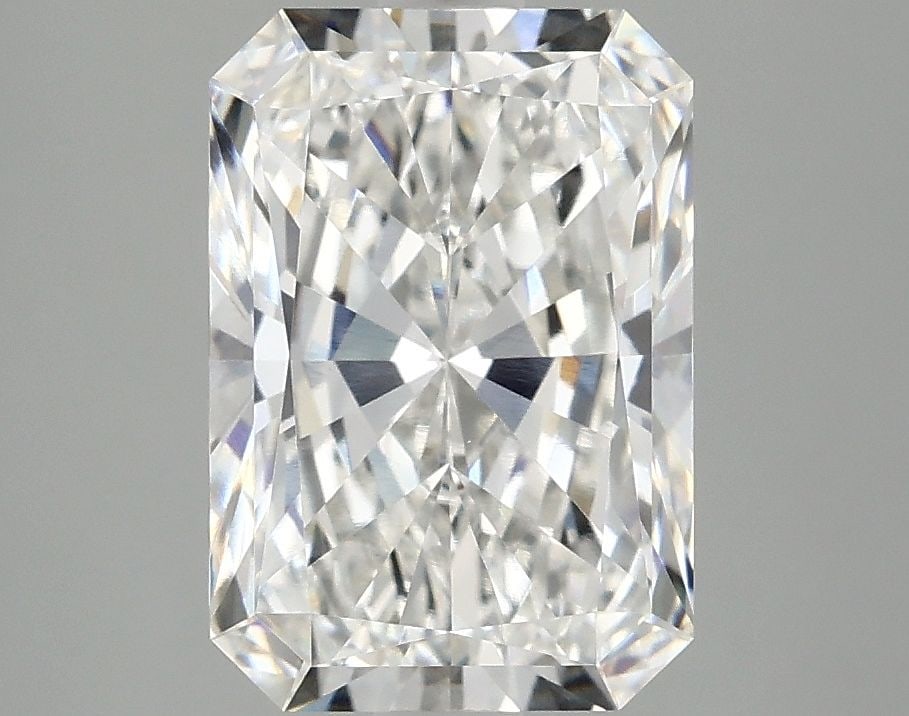 IGI Radiant 3.08ct E VVS2 - Loose Lab Diamond: IGI Radiant 3.08ct E VVS2 - Loose Lab Diamond Item Specifics: Source: This Is A Real Diamond Grown In A Lab Not Mined. Carat: 3.08 Cut: - Color: E Clarity: VVS2 Polish: EX Symmetry: EX Measurements: 1
