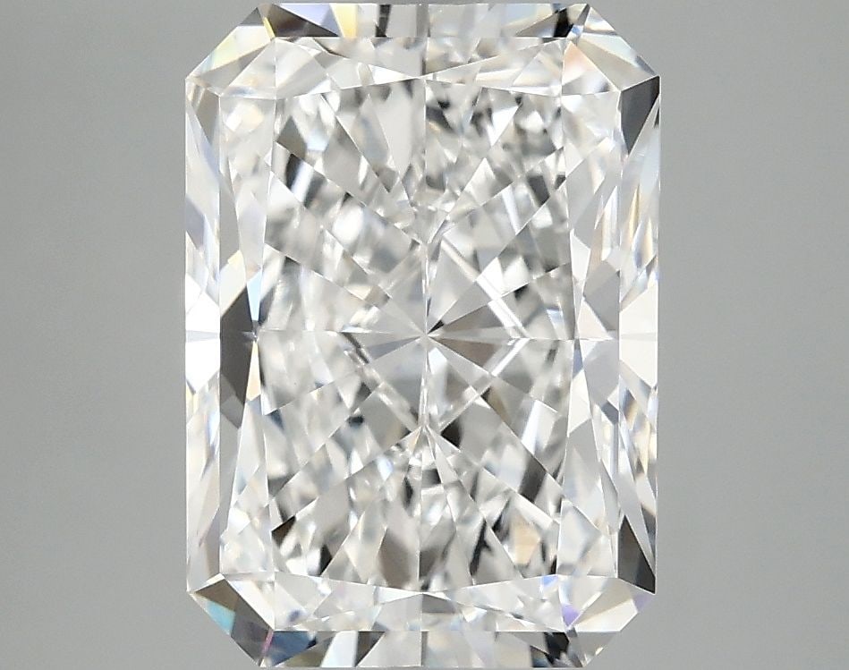 IGI Radiant 4.05ct E VVS2 - Loose Lab Diamond: IGI Radiant 4.05ct E VVS2 - Loose Lab Diamond Item Specifics: Source: This Is A Real Diamond Grown In A Lab Not Mined. Carat: 4.05 Cut: - Color: E Clarity: VVS2 Polish: EX Symmetry: EX Measurements: 1