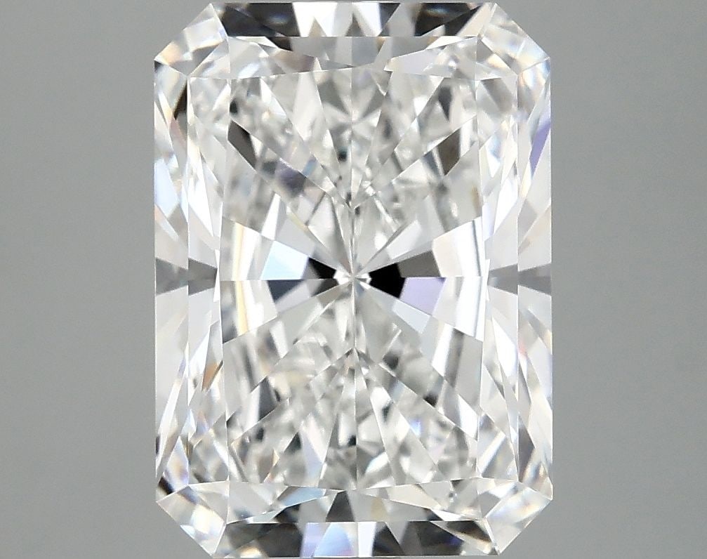 IGI Radiant 4.96ct E VVS2 - Loose Lab Diamond: IGI Radiant 4.96ct E VVS2 - Loose Lab Diamond Item Specifics: Source: This Is A Real Diamond Grown In A Lab Not Mined. Carat: 4.96 Cut: - Color: E Clarity: VVS2 Polish: EX Symmetry: EX Measurements: 1