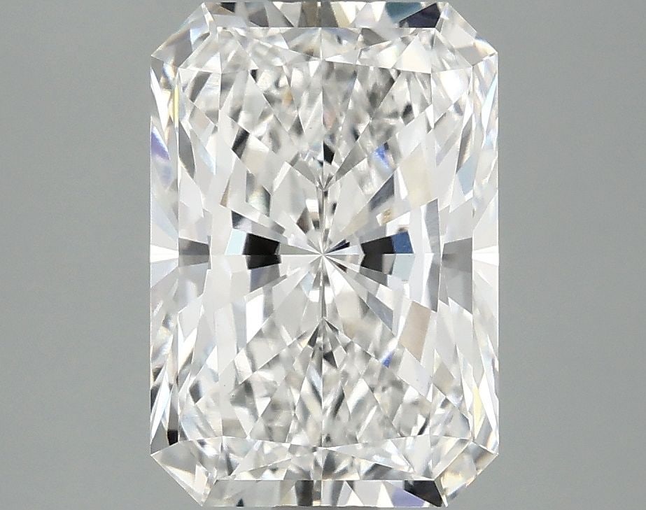 IGI Radiant 3.09ct E VVS2 - Loose Lab Diamond: IGI Radiant 3.09ct E VVS2 - Loose Lab Diamond Item Specifics: Source: This Is A Real Diamond Grown In A Lab Not Mined. Carat: 3.09 Cut: - Color: E Clarity: VVS2 Polish: EX Symmetry: EX Measurements: 1