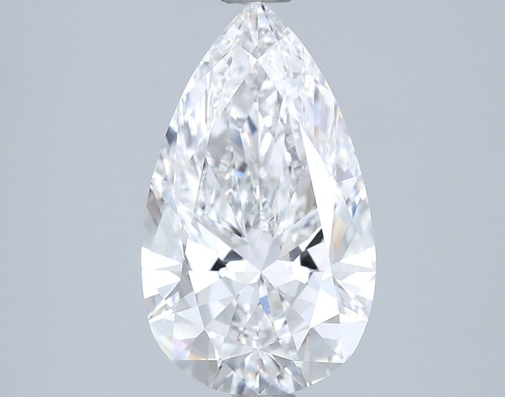 GIA Pear 2.1ct E VVS2 - Loose Lab Diamond: GIA Pear 2.1ct E VVS2 - Loose Lab Diamond Item Specifics: Source: This Is A Real Diamond Grown In A Lab Not Mined. Carat: 2.1 Cut: - Color: E Clarity: VVS2 Polish: EX Symmetry: EX Measurements: 11.9L 