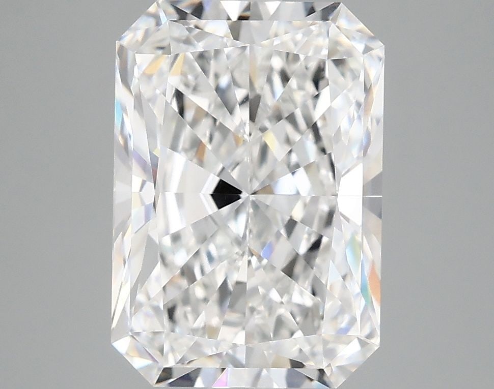 IGI Radiant 4.1ct E VVS2 - Loose Lab Diamond: IGI Radiant 4.1ct E VVS2 - Loose Lab Diamond Item Specifics: Source: This Is A Real Diamond Grown In A Lab Not Mined. Carat: 4.1 Cut: - Color: E Clarity: VVS2 Polish: EX Symmetry: EX Measurements: 11.