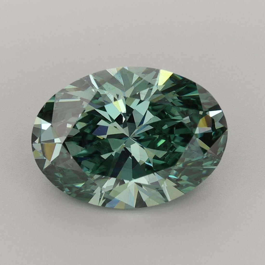 IGI Oval 3.5ct Fancy Vivid Green VVS2 - Loose Lab Diamond: IGI Oval 3.5ct Fancy Vivid Green VVS2 - Loose Lab Diamond Item Specifics: Source: This Is A Real Diamond Grown In A Lab Not Mined. Carat: 3.5 Cut: - Color: Fancy Vivid Green Clarity: VVS2 Polish: GD S