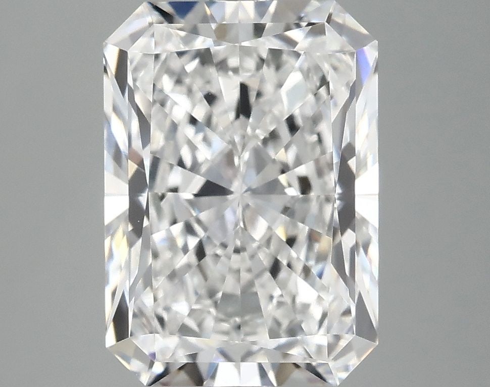 IGI Radiant 4.11ct D VVS2 - Loose Lab Diamond: IGI Radiant 4.11ct D VVS2 - Loose Lab Diamond Item Specifics: Source: This Is A Real Diamond Grown In A Lab Not Mined. Carat: 4.11 Cut: - Color: D Clarity: VVS2 Polish: EX Symmetry: EX Measurements: 1