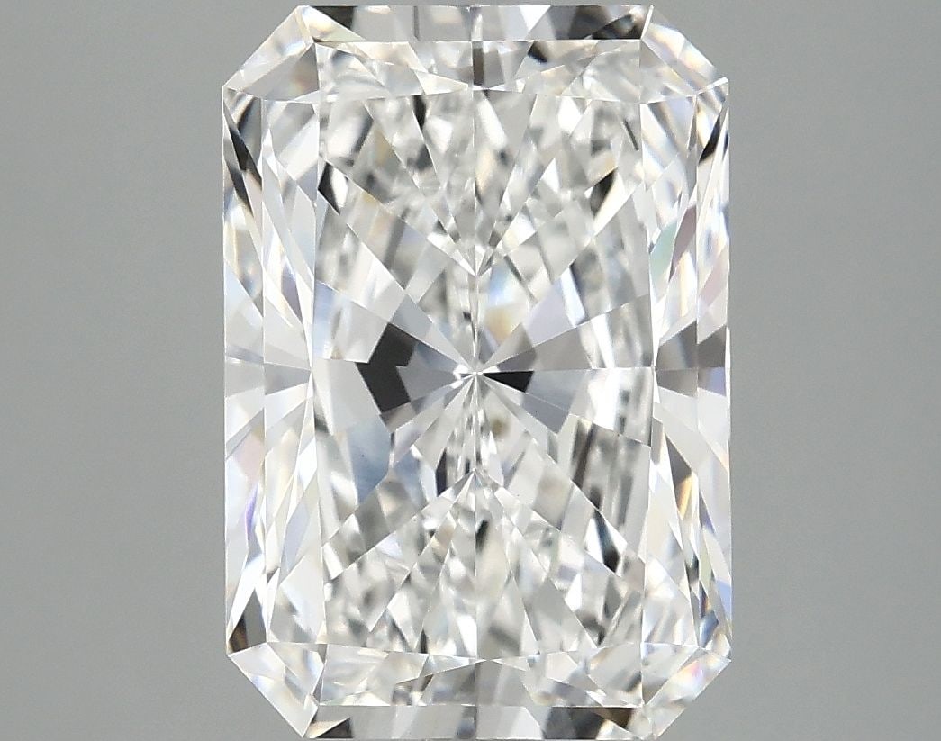 IGI Radiant 4.99ct E VVS2 - Loose Lab Diamond: IGI Radiant 4.99ct E VVS2 - Loose Lab Diamond Item Specifics: Source: This Is A Real Diamond Grown In A Lab Not Mined. Carat: 4.99 Cut: - Color: E Clarity: VVS2 Polish: EX Symmetry: EX Measurements: 1