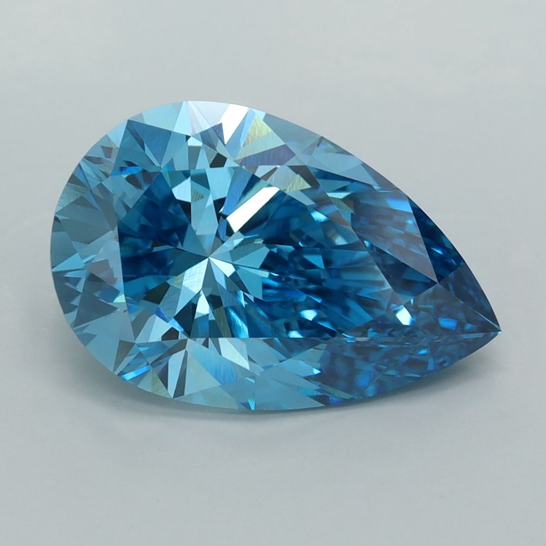 IGI Pear 5.03ct Fancy Vivid Blue VVS2 - Loose Lab Diamond: IGI Pear 5.03ct Fancy Vivid Blue VVS2 - Loose Lab Diamond Item Specifics: Source: This Is A Real Diamond Grown In A Lab Not Mined. Carat: 5.03 Cut: - Color: Fancy Vivid Blue Clarity: VVS2 Polish: EX S