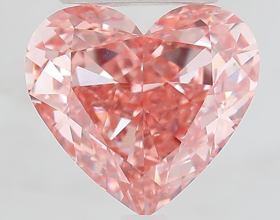 IGI Heart 5.53ct Fancy Vivid Pink VVS2 - Loose Lab Diamond: IGI Heart 5.53ct Fancy Vivid Pink VVS2 - Loose Lab Diamond Item Specifics: Source: This Is A Real Diamond Grown In A Lab Not Mined. Carat: 5.53 Cut: - Color: Fancy Vivid Pink Clarity: VVS2 Polish: EX 