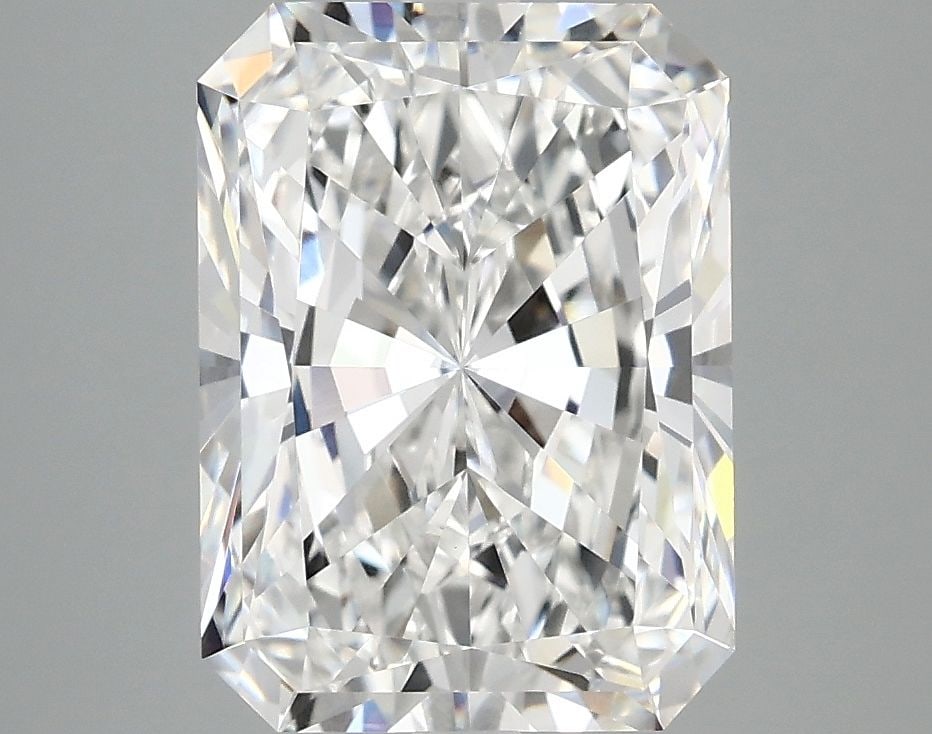 IGI Radiant 3.91ct E VVS2 - Loose Lab Diamond: IGI Radiant 3.91ct E VVS2 - Loose Lab Diamond Item Specifics: Source: This Is A Real Diamond Grown In A Lab Not Mined. Carat: 3.91 Cut: - Color: E Clarity: VVS2 Polish: EX Symmetry: EX Measurements: 1