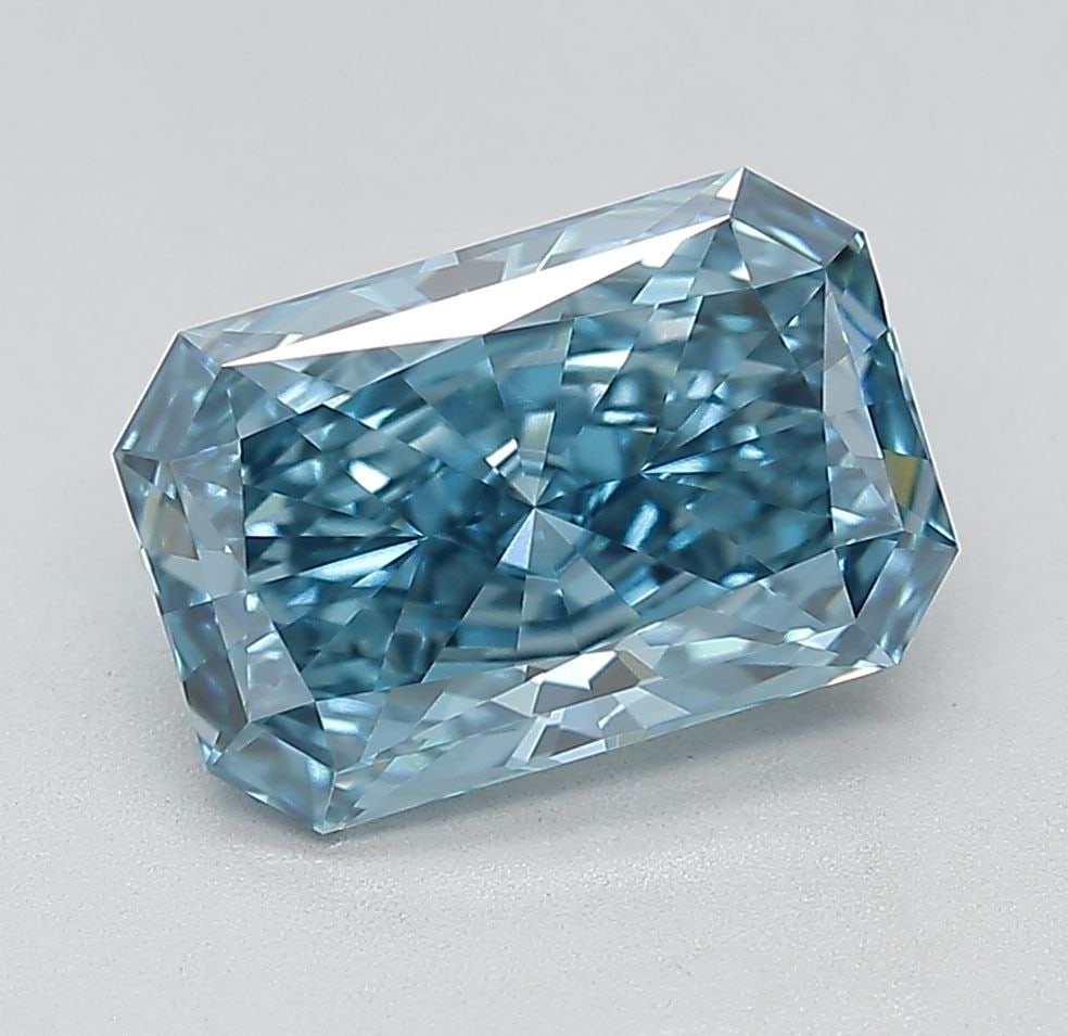 IGI Radiant 2.72ct Fancy Vivid Blue VVS2 - Loose Lab Diamond: IGI Radiant 2.72ct Fancy Vivid Blue VVS2 - Loose Lab Diamond Item Specifics: Source: This Is A Real Diamond Grown In A Lab Not Mined. Carat: 2.72 Cut: - Color: Fancy Vivid Blue Clarity: VVS2 Polish: E