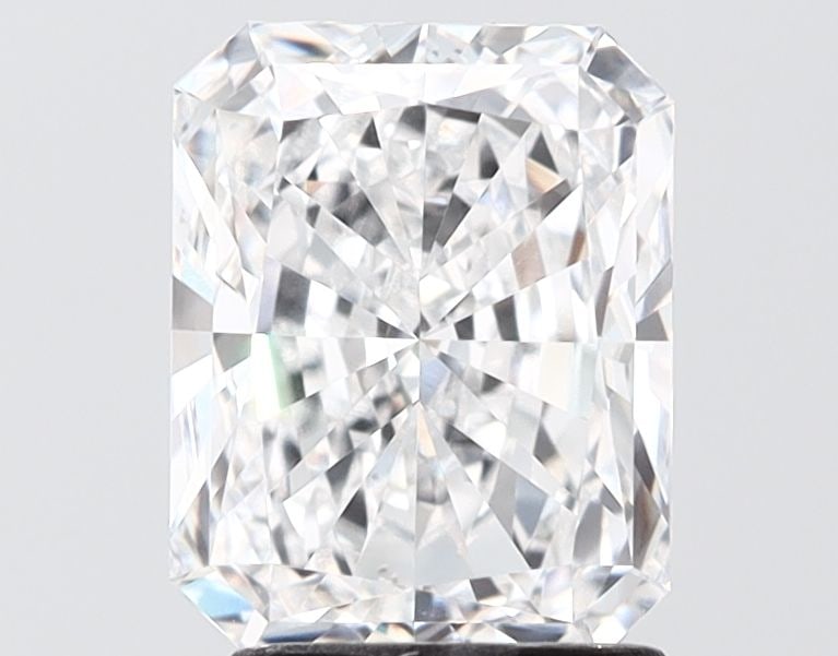 IGI Radiant 2.57ct D VVS2 - Loose Lab Diamond: IGI Radiant 2.57ct D VVS2 - Loose Lab Diamond Item Specifics: Source: This Is A Real Diamond Grown In A Lab Not Mined. Carat: 2.57 Cut: - Color: D Clarity: VVS2 Polish: EX Symmetry: EX Measurements: 8