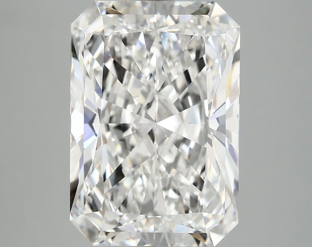 IGI Radiant 4.99ct D VVS2 - Loose Lab Diamond: IGI Radiant 4.99ct D VVS2 - Loose Lab Diamond Item Specifics: Source: This Is A Real Diamond Grown In A Lab Not Mined. Carat: 4.99 Cut: - Color: D Clarity: VVS2 Polish: EX Symmetry: EX Measurements: 1