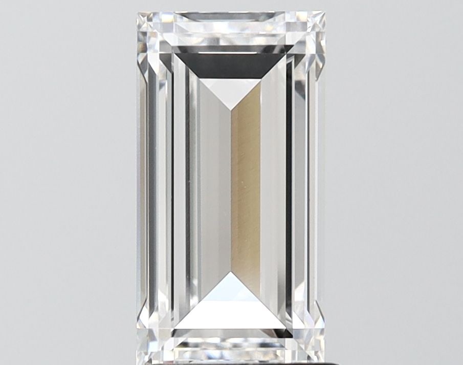 IGI Baguette 2.24ct E VVS2 - Loose Lab Diamond: IGI Baguette 2.24ct E VVS2 - Loose Lab Diamond Item Specifics: Source: This Is A Real Diamond Grown In A Lab Not Mined. Carat: 2.24 Cut: - Color: E Clarity: VVS2 Polish: EX Symmetry: EX Measurements: 