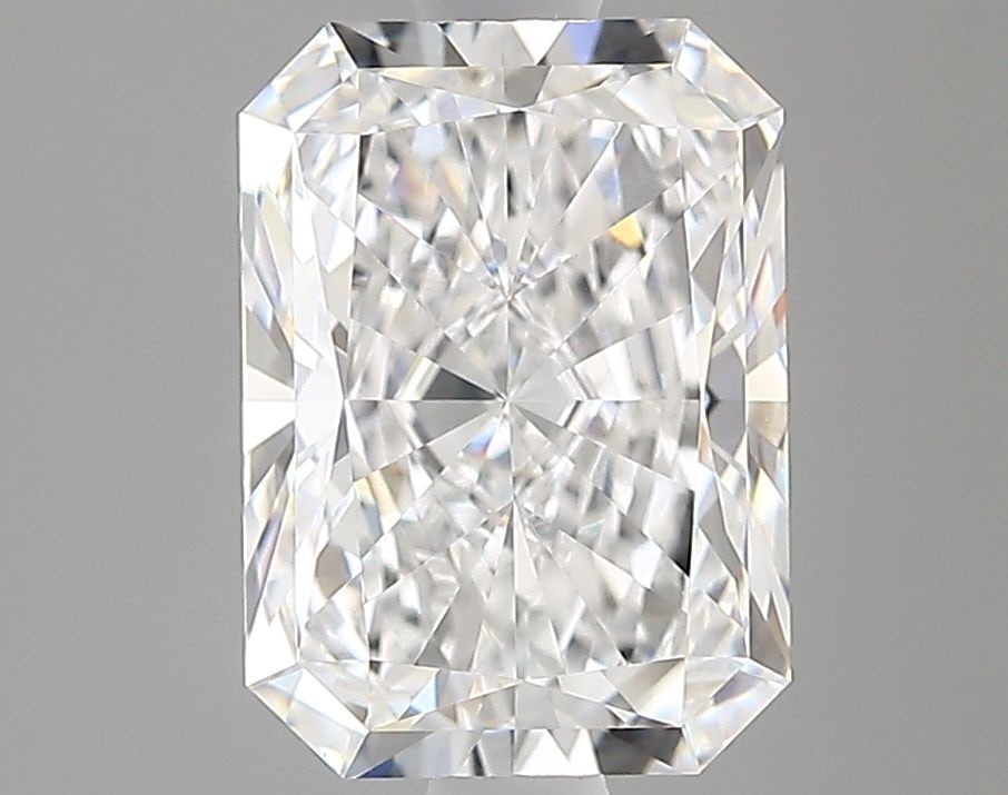 IGI Radiant 2.05ct E VVS2 - Loose Lab Diamond: IGI Radiant 2.05ct E VVS2 - Loose Lab Diamond Item Specifics: Source: This Is A Real Diamond Grown In A Lab Not Mined. Carat: 2.05 Cut: - Color: E Clarity: VVS2 Polish: EX Symmetry: EX Measurements: 8