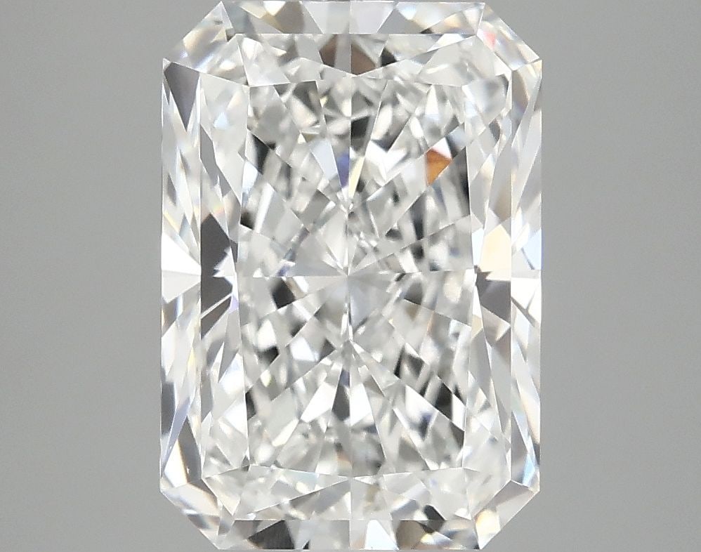 IGI Radiant 3.97ct D VVS2 - Loose Lab Diamond: IGI Radiant 3.97ct D VVS2 - Loose Lab Diamond Item Specifics: Source: This Is A Real Diamond Grown In A Lab Not Mined. Carat: 3.97 Cut: - Color: D Clarity: VVS2 Polish: EX Symmetry: EX Measurements: