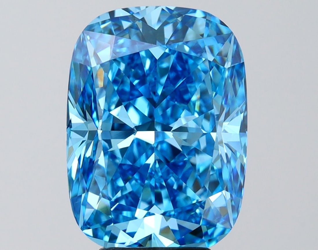 IGI Cushion Modified 6.08ct Fancy Vivid Blue VVS2 - Loose Lab Diamond: IGI Cushion Modified 6.08ct Fancy Vivid Blue VVS2 - Loose Lab Diamond Item Specifics: Source: This Is A Real Diamond Grown In A Lab Not Mined. Carat: 6.08 Cut: - Color: Fancy Vivid Blue Clarity: VVS2 