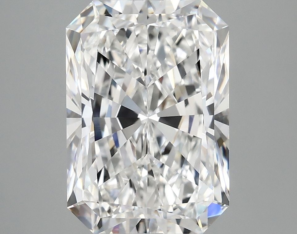 IGI Radiant 4.1ct E VVS2 - Loose Lab Diamond: IGI Radiant 4.1ct E VVS2 - Loose Lab Diamond Item Specifics: Source: This Is A Real Diamond Grown In A Lab Not Mined. Carat: 4.1 Cut: - Color: E Clarity: VVS2 Polish: EX Symmetry: EX Measurements: 11.