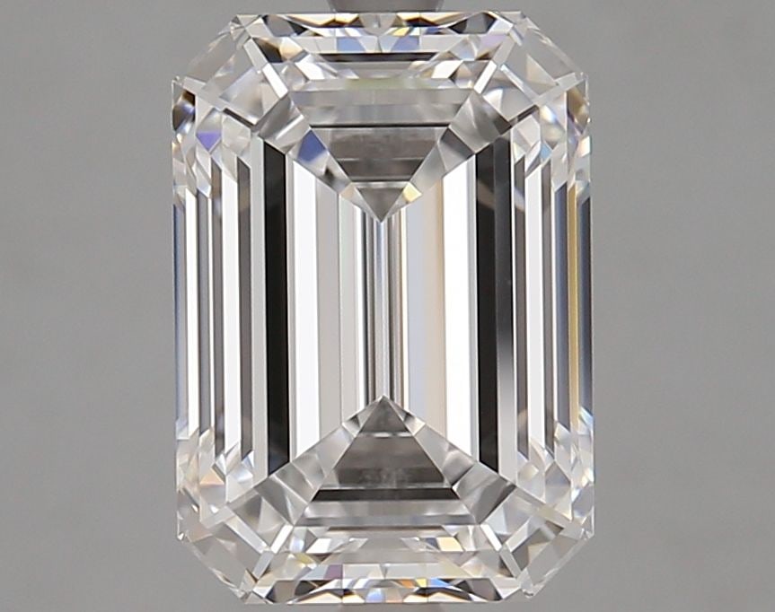 GIA Emerald 4.03ct D VVS2 - Loose Lab Diamond: GIA Emerald 4.03ct D VVS2 - Loose Lab Diamond Item Specifics: Source: This Is A Real Diamond Grown In A Lab Not Mined. Carat: 4.03 Cut: - Color: D Clarity: VVS2 Polish: EX Symmetry: EX Measurements: 1