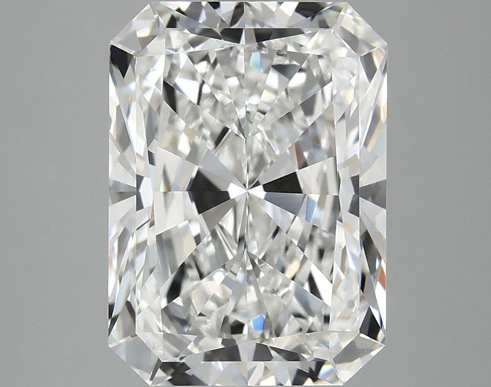 IGI Radiant 4.08ct E VVS2 - Loose Lab Diamond: IGI Radiant 4.08ct E VVS2 - Loose Lab Diamond Item Specifics: Source: This Is A Real Diamond Grown In A Lab Not Mined. Carat: 4.08 Cut: - Color: E Clarity: VVS2 Polish: EX Symmetry: EX Measurements: 1