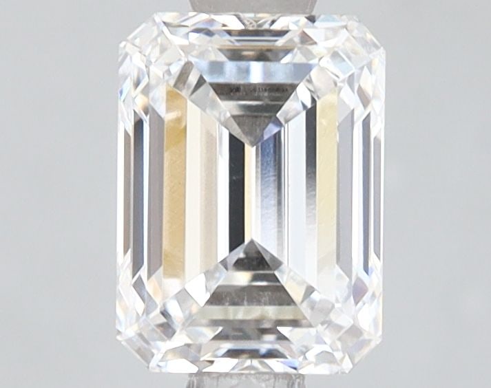 IGI Emerald 1.45ct E VVS2 - Loose Lab Diamond: IGI Emerald 1.45ct E VVS2 - Loose Lab Diamond Item Specifics: Source: This Is A Real Diamond Grown In A Lab Not Mined. Carat: 1.45 Cut: - Color: E Clarity: VVS2 Polish: EX Symmetry: EX Measurements: 7