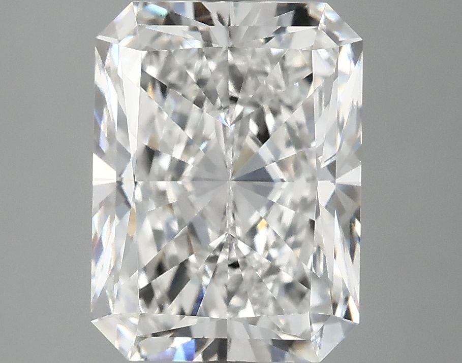IGI Radiant 3.97ct E VVS2 - Loose Lab Diamond: IGI Radiant 3.97ct E VVS2 - Loose Lab Diamond Item Specifics: Source: This Is A Real Diamond Grown In A Lab Not Mined. Carat: 3.97 Cut: - Color: E Clarity: VVS2 Polish: EX Symmetry: EX Measurements: 1