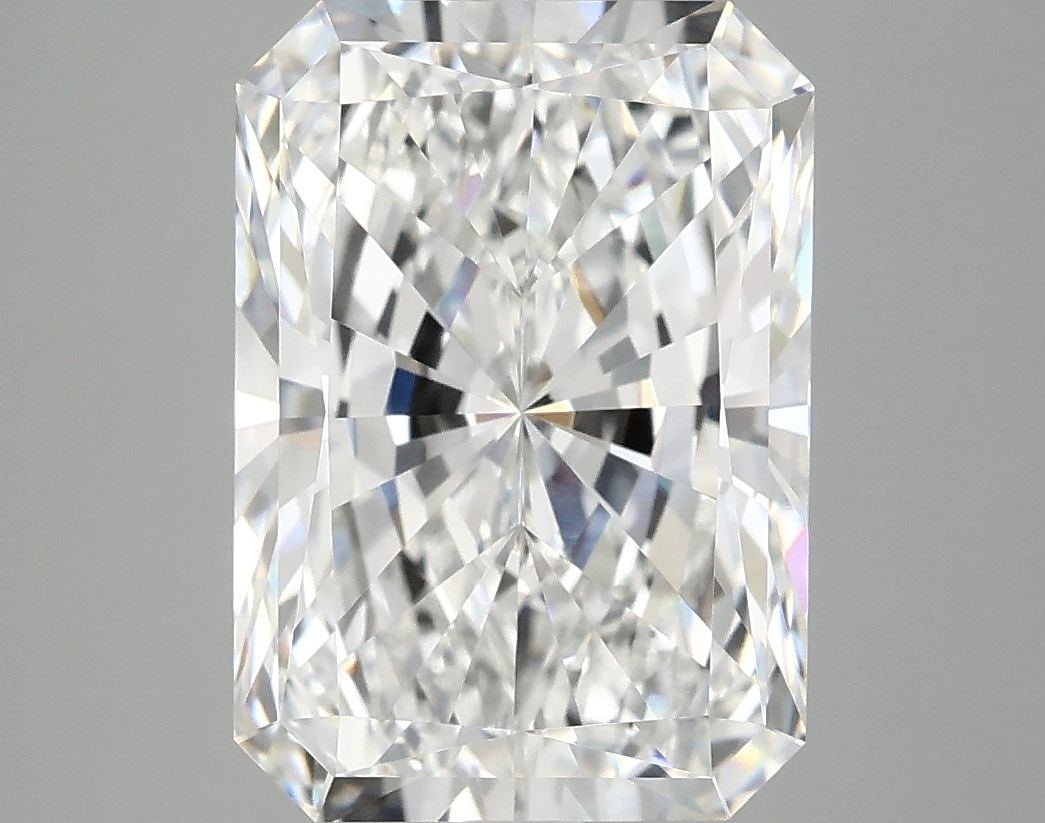 IGI Radiant 4.87ct E VVS2 - Loose Lab Diamond: IGI Radiant 4.87ct E VVS2 - Loose Lab Diamond Item Specifics: Source: This Is A Real Diamond Grown In A Lab Not Mined. Carat: 4.87 Cut: - Color: E Clarity: VVS2 Polish: EX Symmetry: EX Measurements: 1