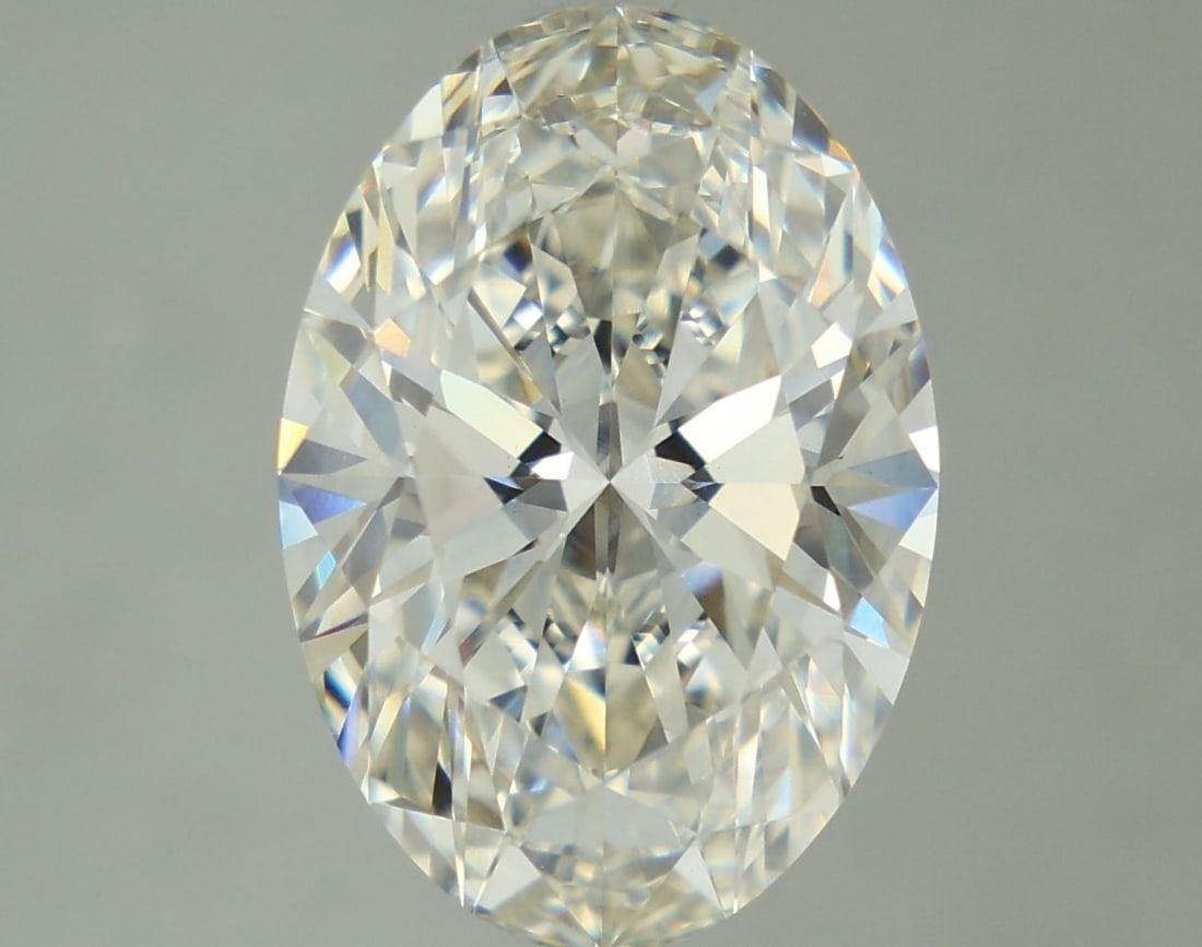 IGI Oval 4.14ct Fancy Vivid Pink VVS2 - Loose Lab Diamond: IGI Oval 4.14ct Fancy Vivid Pink VVS2 - Loose Lab Diamond Item Specifics: Source: This Is A Real Diamond Grown In A Lab Not Mined. Carat: 4.14 Cut: - Color: Fancy Vivid Pink Clarity: VVS2 Polish: EX S