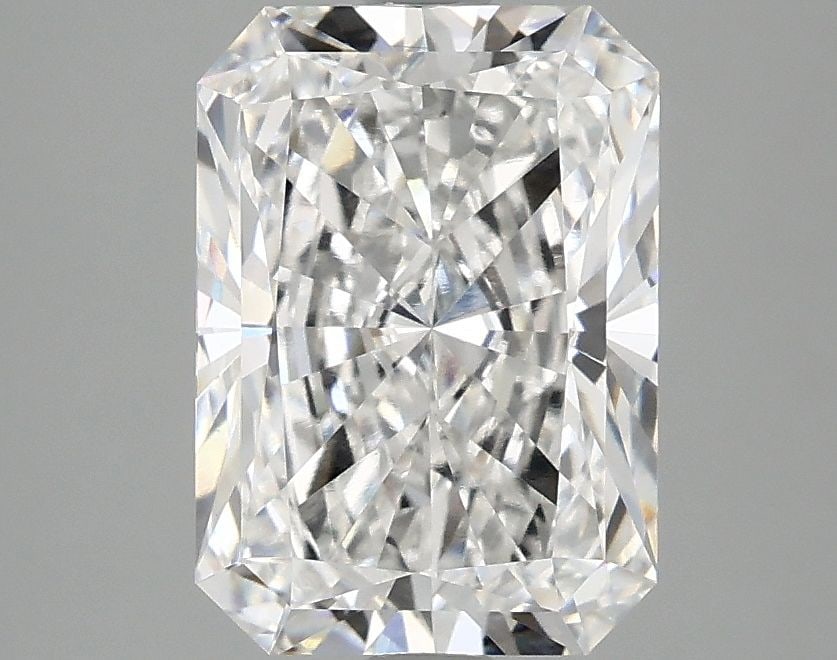 IGI Radiant 2.59ct E VVS2 - Loose Lab Diamond: IGI Radiant 2.59ct E VVS2 - Loose Lab Diamond Item Specifics: Source: This Is A Real Diamond Grown In A Lab Not Mined. Carat: 2.59 Cut: - Color: E Clarity: VVS2 Polish: EX Symmetry: EX Measurements: