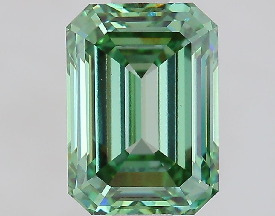 IGI Emerald 1.55ct Fancy Vivid Green VVS2 - Loose Lab Diamond: IGI Emerald 1.55ct Fancy Vivid Green VVS2 - Loose Lab Diamond Item Specifics: Source: This Is A Real Diamond Grown In A Lab Not Mined. Carat: 1.55 Cut: - Color: Fancy Vivid Green Clarity: VVS2 Polish:
